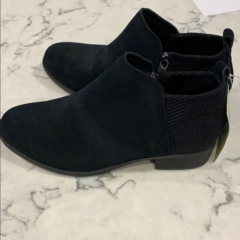 NWT Toms Deia bootie black